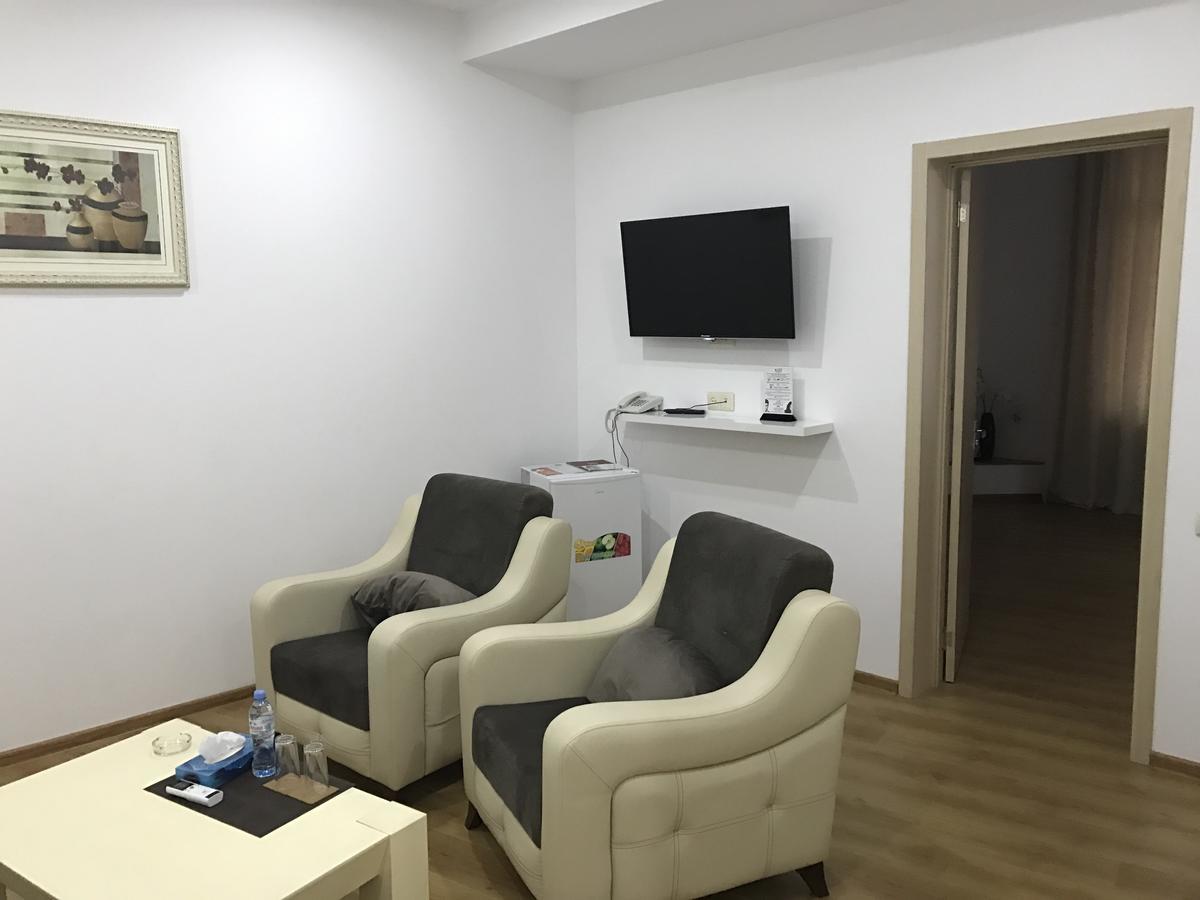 Hotel Marseille 바투미 외부 사진