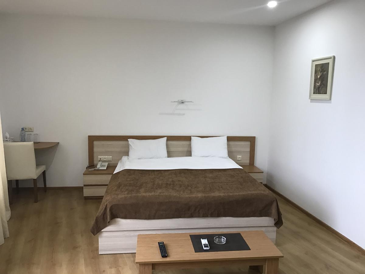 Hotel Marseille 바투미 외부 사진