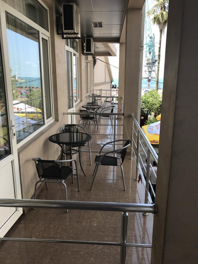 Hotel Marseille 바투미 외부 사진
